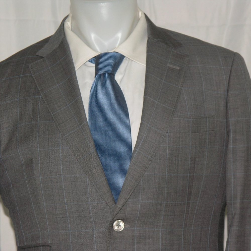 Elevee Custom Made Gray Plaid Two Button Suit 38s - image 5